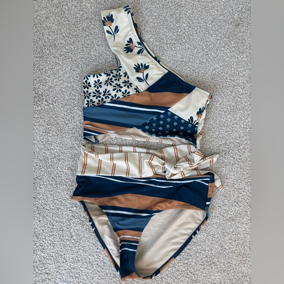 Nani Swimwear Other - Nani Swimwear Journey Patchwork Swimsuit Crop Top and high-waisted bottom